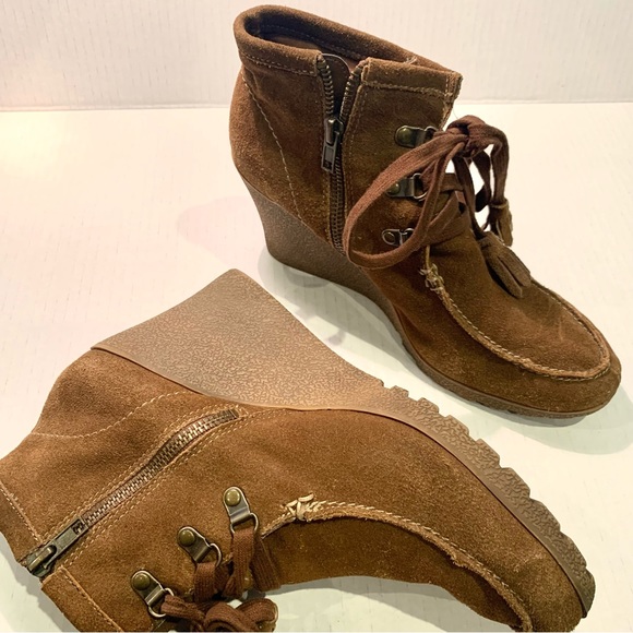 MIA Wedge Leather Suede Shoes Lace up Size 9.5 - Picture 1 of 8